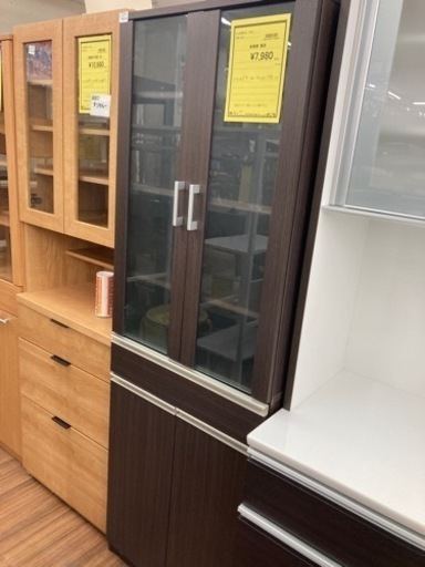 食器棚　濃茶