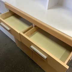 値下げ美品！キッチンボード 食器棚の画像
