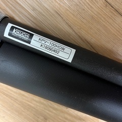 kikuchi  壁掛プロジェクタースクリーン　100型