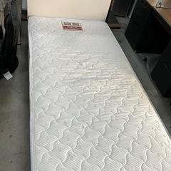 シングルベッド　マットレス付き