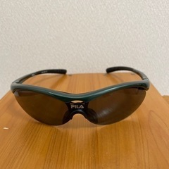 FILAスポーツサングラス