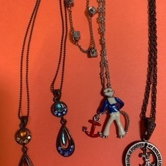 無料　ネックレス3セット　まとめ売りの画像