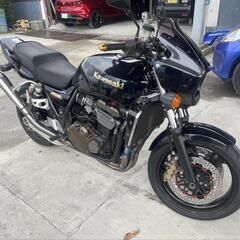 ZRX1200Rの出品です