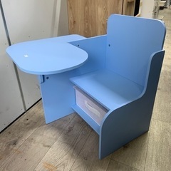 新品未使用　キッズ　テーブルチェア　一体型の画像