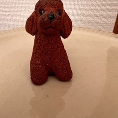 トイプードルの置物の画像