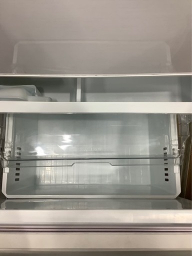 ＊2021年製 東芝/TOSHIBA GR-T33SC 冷蔵庫 326L 右開き 3ドア ベジータ 除菌機能 グレインホワイト 中古家