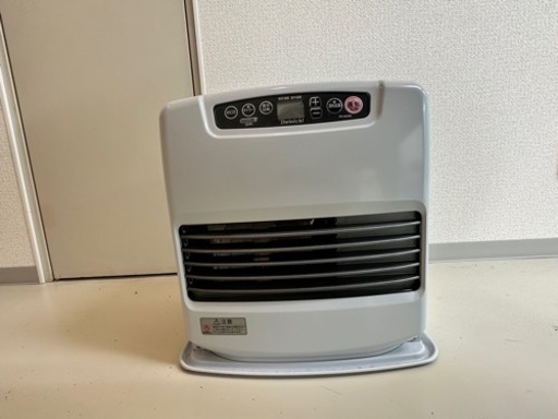 [格安]石油ストーブ(新品灯油缶付き)