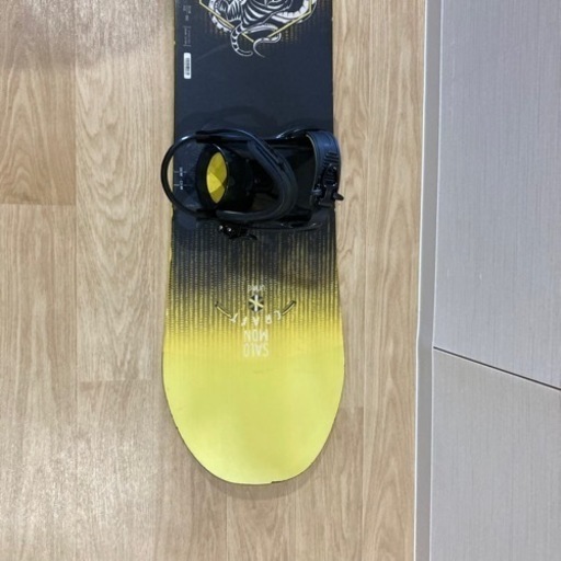 スノボード　Salomon ビンディング付き