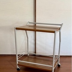 キャスター付きワゴンの画像