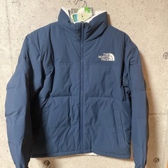 新品未使用 ノースフェイス リバーシブルダウンの画像