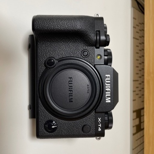 【極美品】Fujifilm x-t4 black