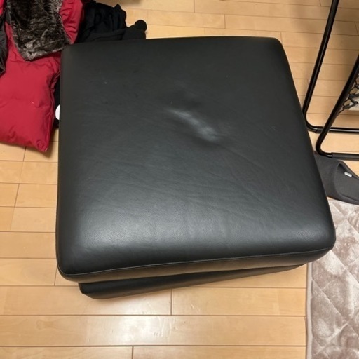 本革ソファとオットマン