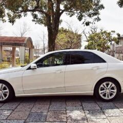 メルセデス・ベンツE350　貸します1ヶ月 15万円 