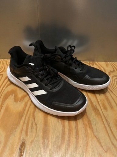 adidas スニーカー　27.5cm