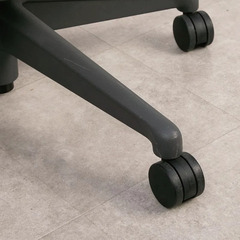 【細かな傷あり】HermanMiller アーロンチェア リマスタード　AER1B23DW ALPG1G1G1BBBK23103の画像