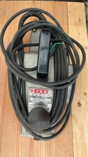 マキタのスピードカンナ　電気カンナ