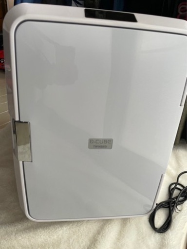 [最終値下げ]TWINBIRD D-CUBE  2電源式ポータブル電子適温ボックス(冷蔵庫、温冷庫)