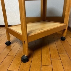 新生活　キャスター付　棚　キッチン棚の画像