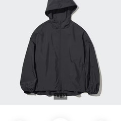 ユニクロ　ポケッタブルUVパーカ　Lサイズ　ブラック　レディース