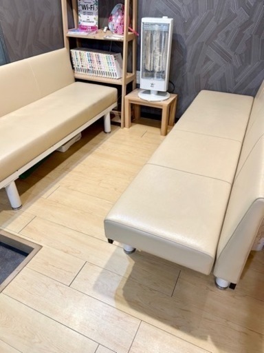 待合椅子　高田ベッド　ロビーチェア　チェア　サロン　エステ　整骨院　整体　病院　歯医者