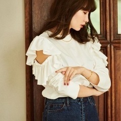 Herlipto Open Shoulder Cotton Pulloverの画像