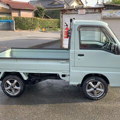 全塗装済・車検取り立て・タイベル交換済・内装クリーニング済・レカロシート＆他おまけ多数なサンバートラック4WDの画像