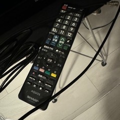 すぐ見れます！32型 SHARP AQUOS 2015年製 純正リモコン　テレビ線付きの画像