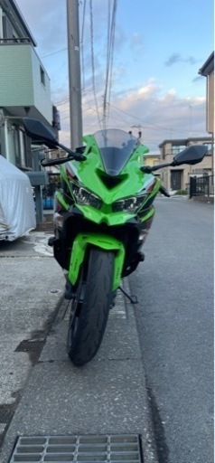 Ninja ZX-25R SE KRTエディション　22年モデル