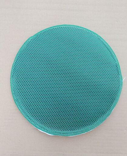 さざれ石の　特殊遠赤セラミック　抗菌作用　塩素の分解　遠赤波動　健康増進などの為に利用されます。