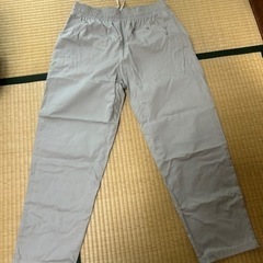 メンズGUパンツXL(多分新品)