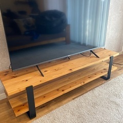 一枚板のテレビラックの画像