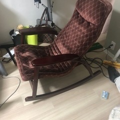 オットマン付き椅子の画像