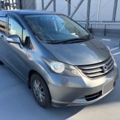 東京発!フリード!極上5万k!車検R7年1月付!左電スラ!7人乗...