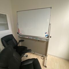 不要オフィス家具（意外ときれいなもの多いです）を差し上げます※引...