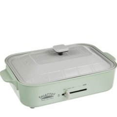 流行りのMULTI ホットプレート新品綺麗な箱付きです！