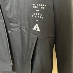 【決まりました】adidasジャケット Lサイズの画像
