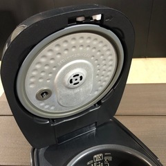 IH炊飯ジャー 5.5合炊き 米屋の旨み 銘柄炊き ブラックの画像