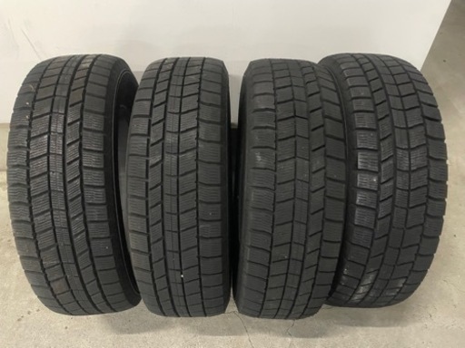【終了】【美品】スタッドレスタイヤ　2022年製　4個セット　オートバックス　ホイールなし