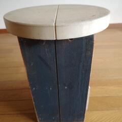 サイドテーブル　(決まりました)の画像