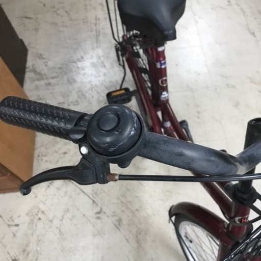 O2401-637 自転車 ワインレッド色 24インチ 変速無し 後輪鍵付き 前カゴ有り タイヤ空気有り 空気等店舗で入れる事は出来ません キズ汚れサビ等有り O2401-637 自転車 ワインレッド色 24インチ 変速無し 後輪鍵付き 前