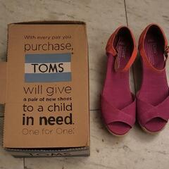TOMS ウェッジソール　サンダルの画像