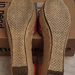 TOMS ウェッジソール　サンダルの画像