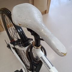 ★ジモティ割あり★ BRIDGISTONE 自転車 27インチ ホワイト クリーニング済み TC1208の画像