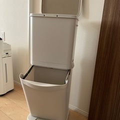 分別ゴミ箱　ペダル式　美品！の画像