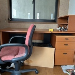 ビクター　机