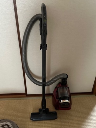 【譲渡予定の為受付中止】東芝　TOSHIBA　掃除機