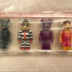 マクドナルド ベアブリック