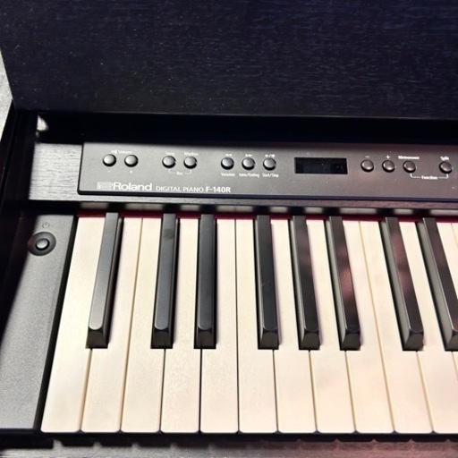 【美品】Roland 電子ピアノ F-140R 2018年製