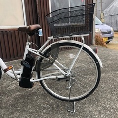 電動アシスト自転車　SUISUI スイスイ 26インチ ホワイトの画像