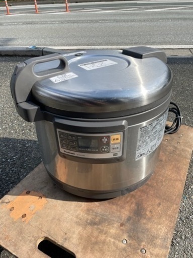 ■中古品 パナソニック 業務用ＩＨ炊飯器 SR-PGC54A 5.4L 2021年 3相200Ｖ 動作問題なし IＨ炊飯ジャー 3升■
